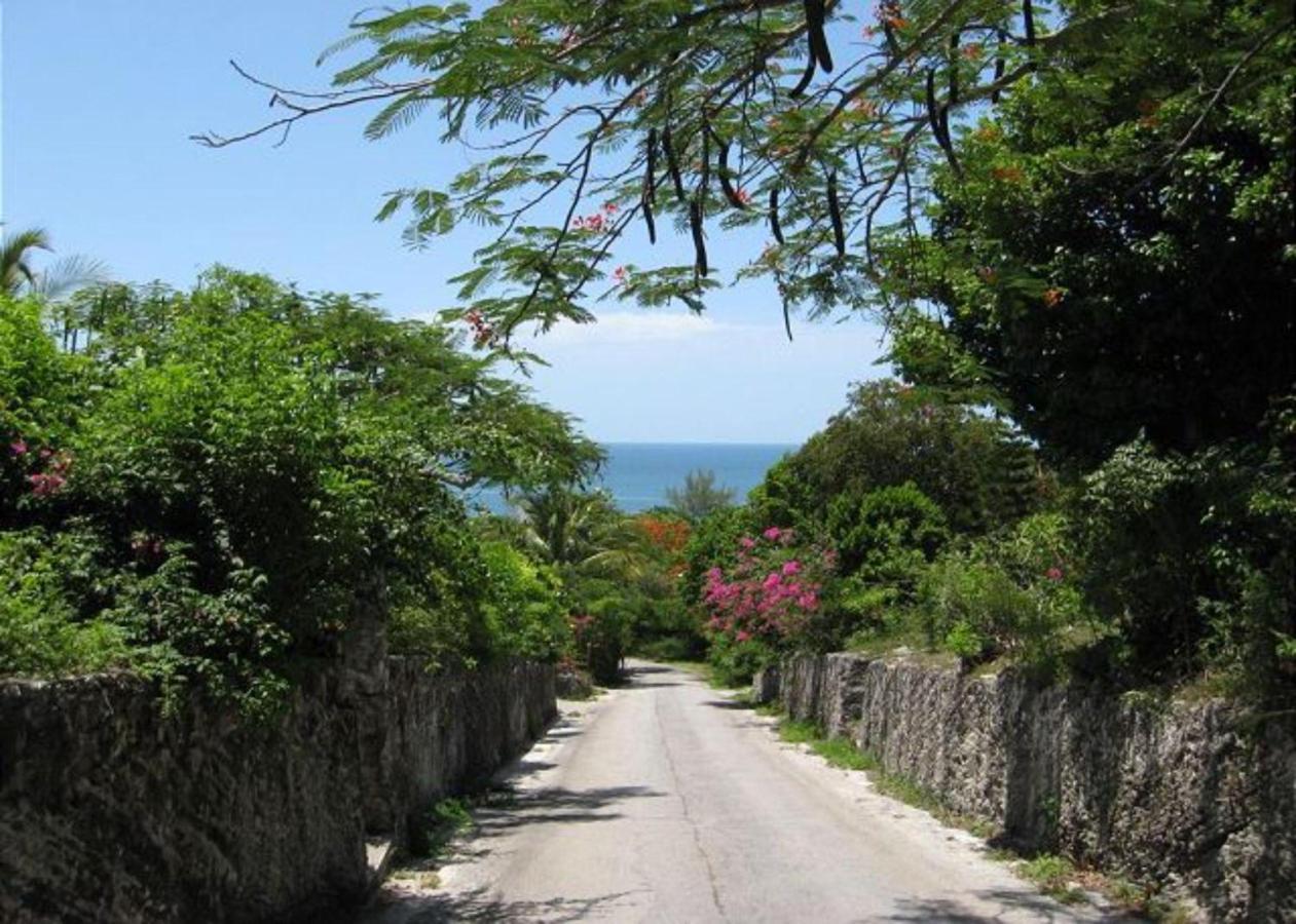 Buttonwood Reserve By Eleuthera Vacation Rentals Governors Harbour Exterior foto